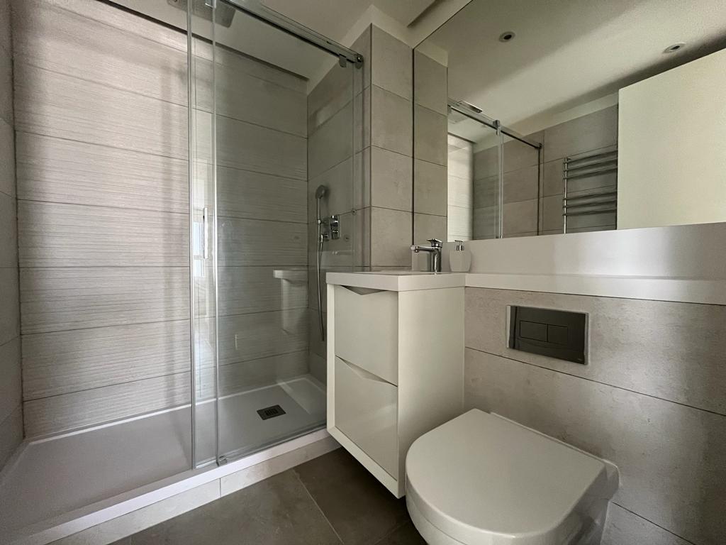 Image of Apartment - 1 Bedrooms - 1 Bathrooms for Rental in EuroCity-Gibraltar, Image 9